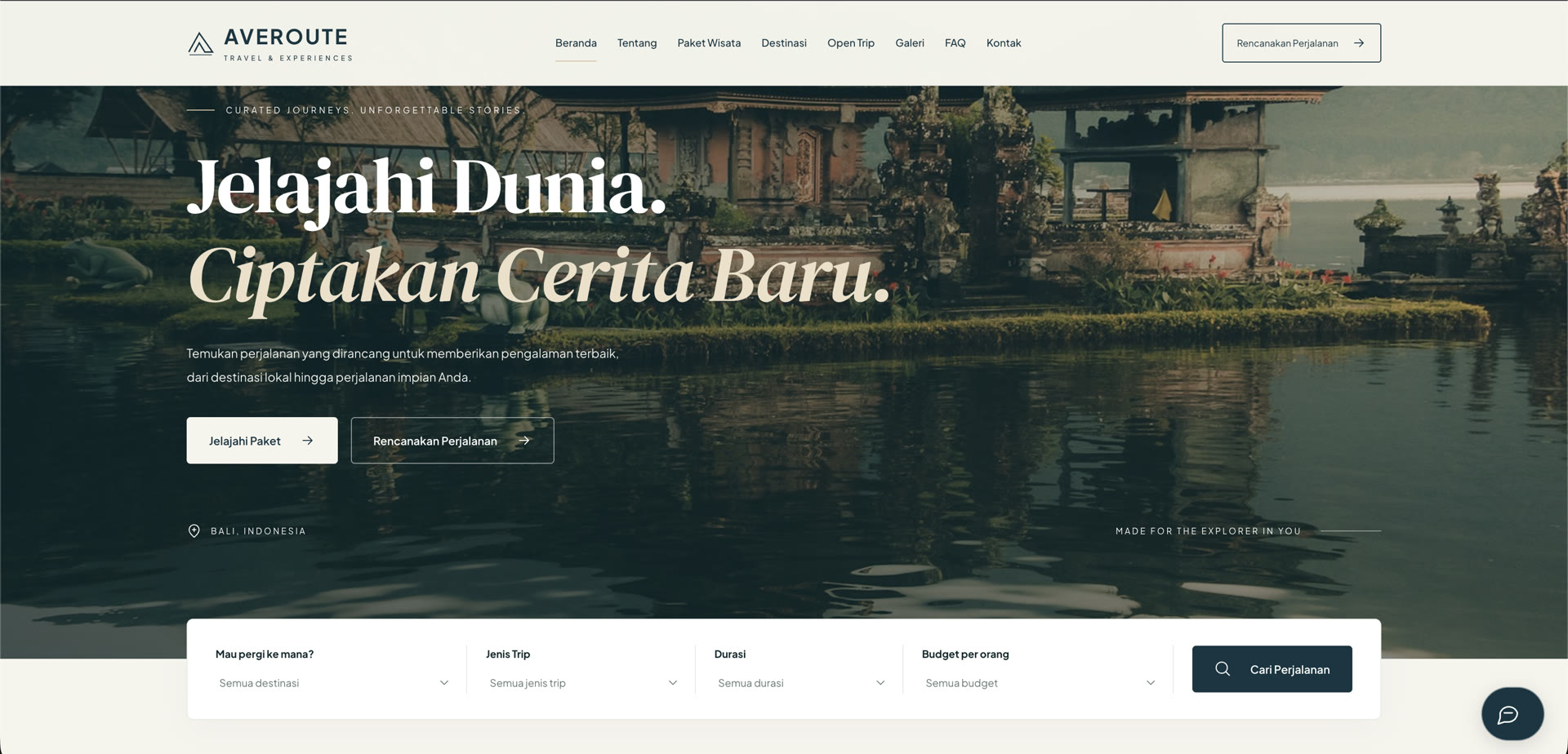 Halaman utama website Averoute Travel
